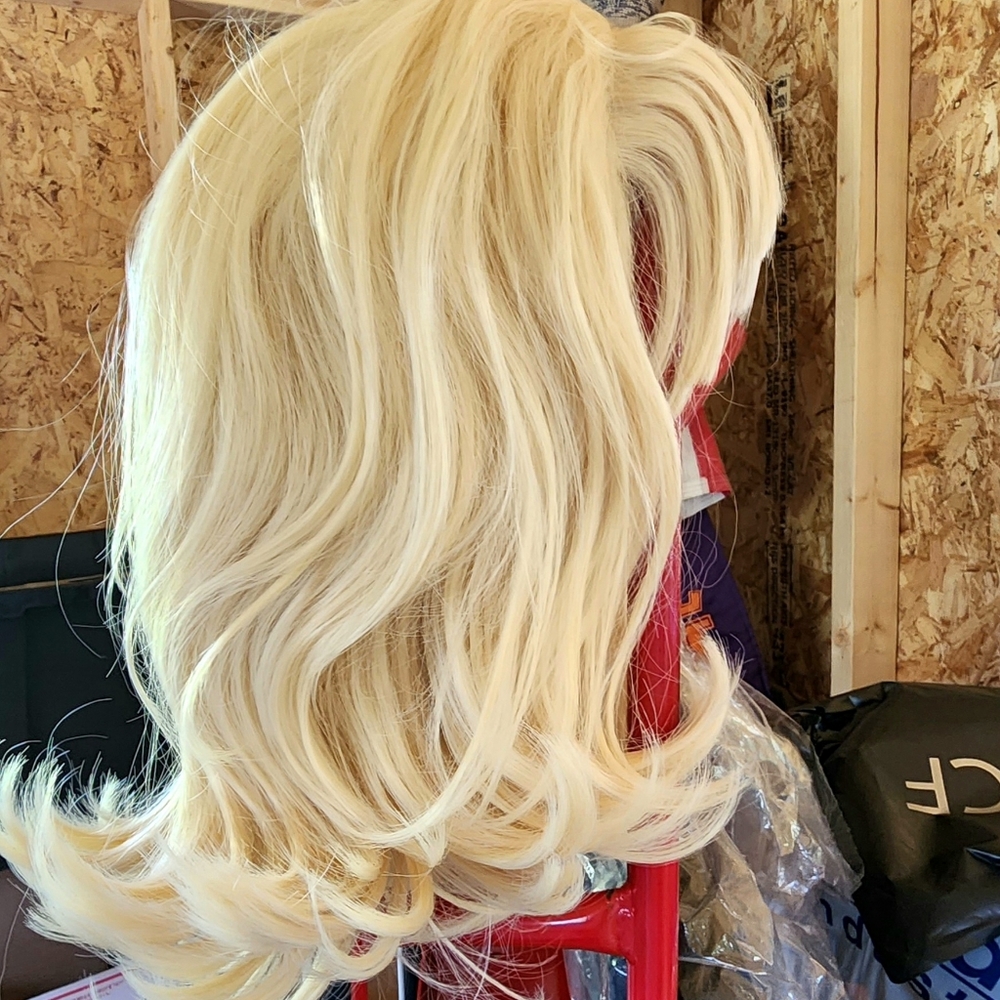 Vintage Blonde Women's Hair Wig - Picture 2 of 7